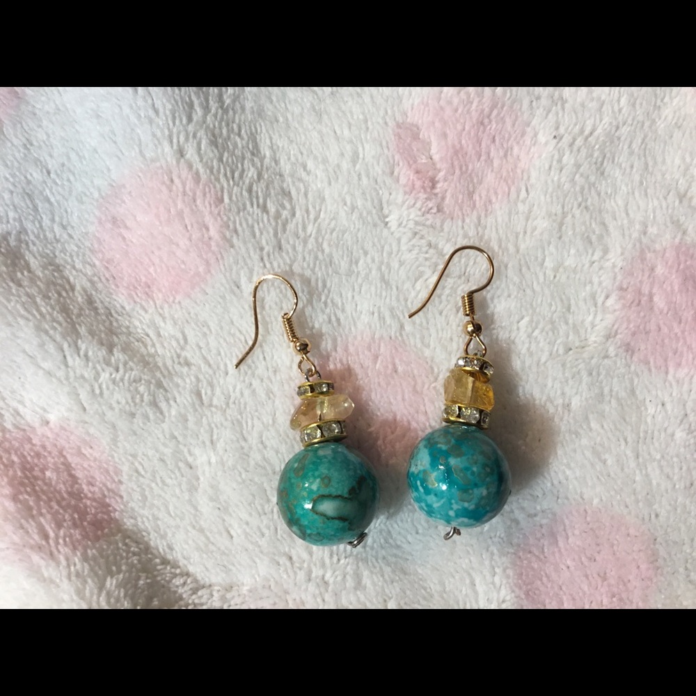 SOLD! Citrine World Crystal Dangle Earrings - Picture 5 of 8